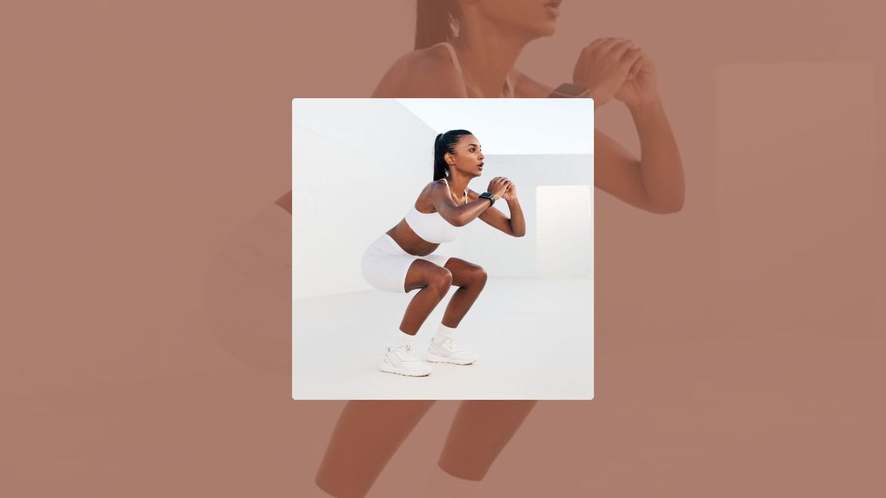 mulher fazendo agachamento